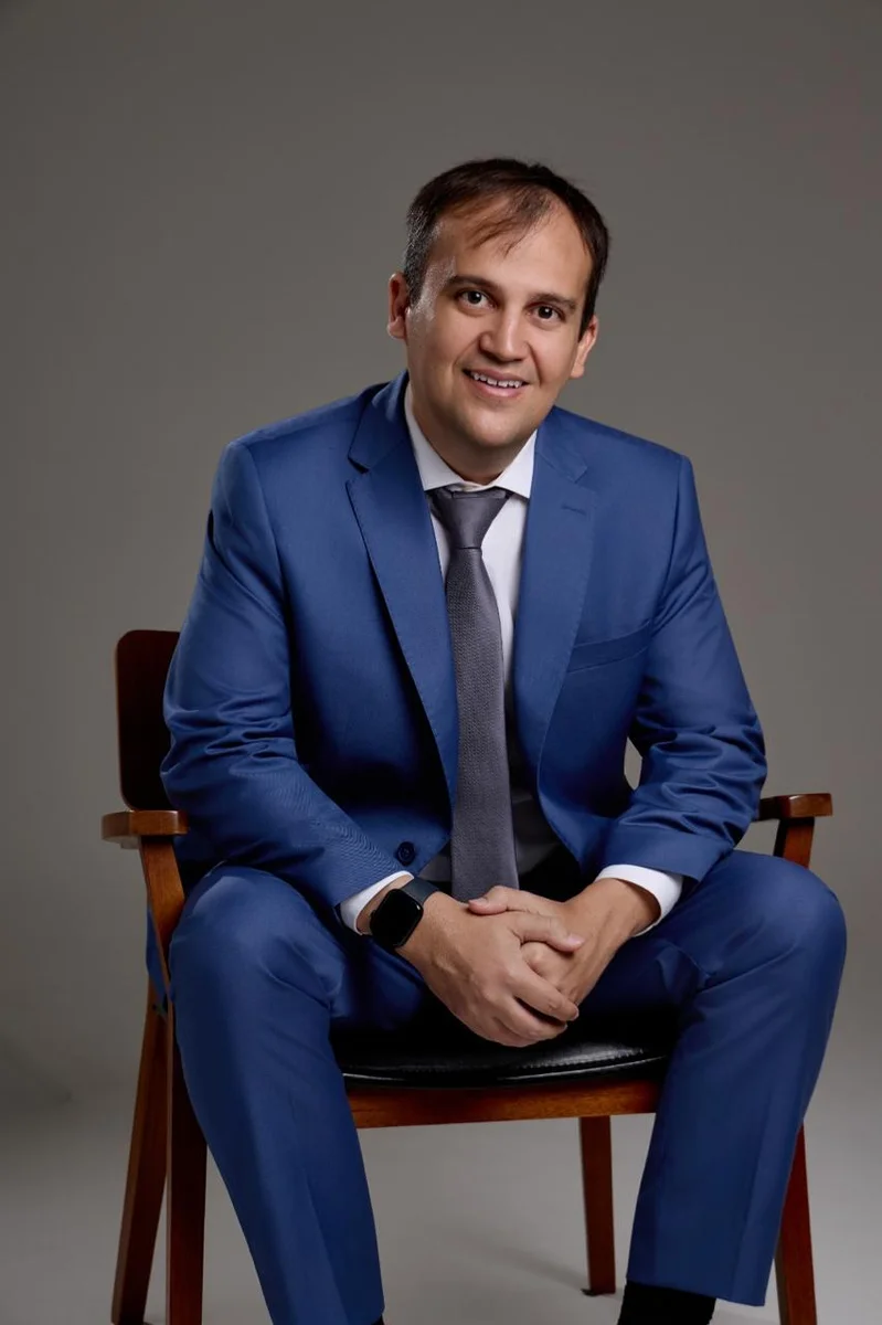 Dr. Francisco Wilson